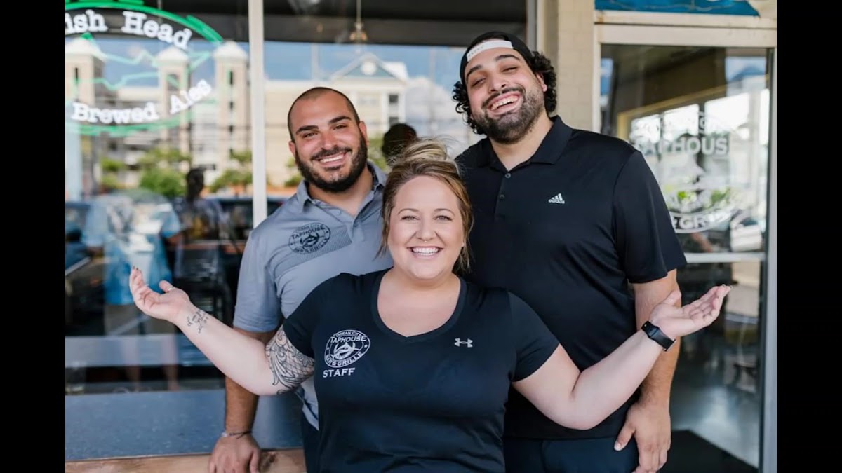 45Th Street Taphouse Bar & Grille