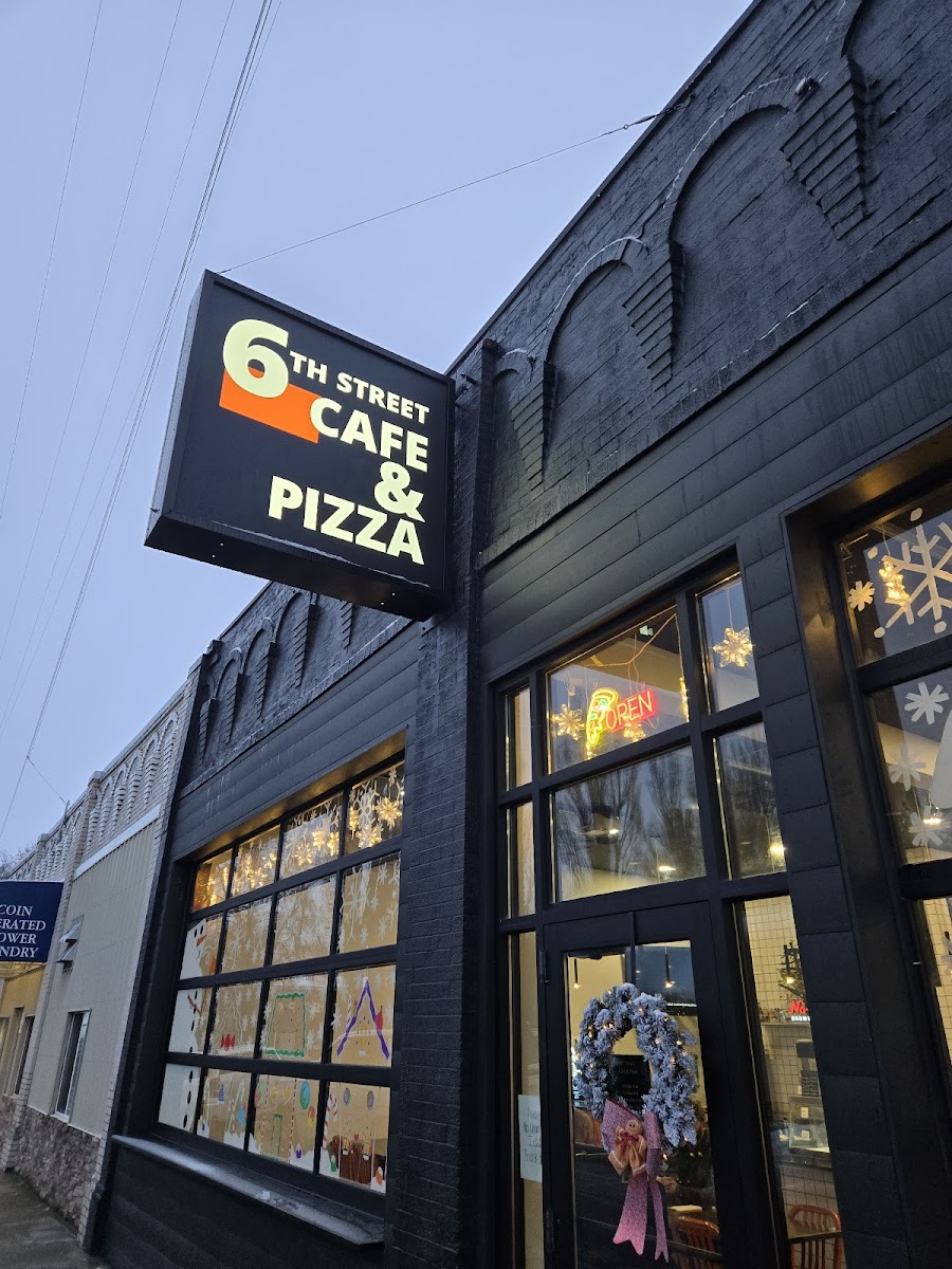 6Th Street Cafe & Pizza