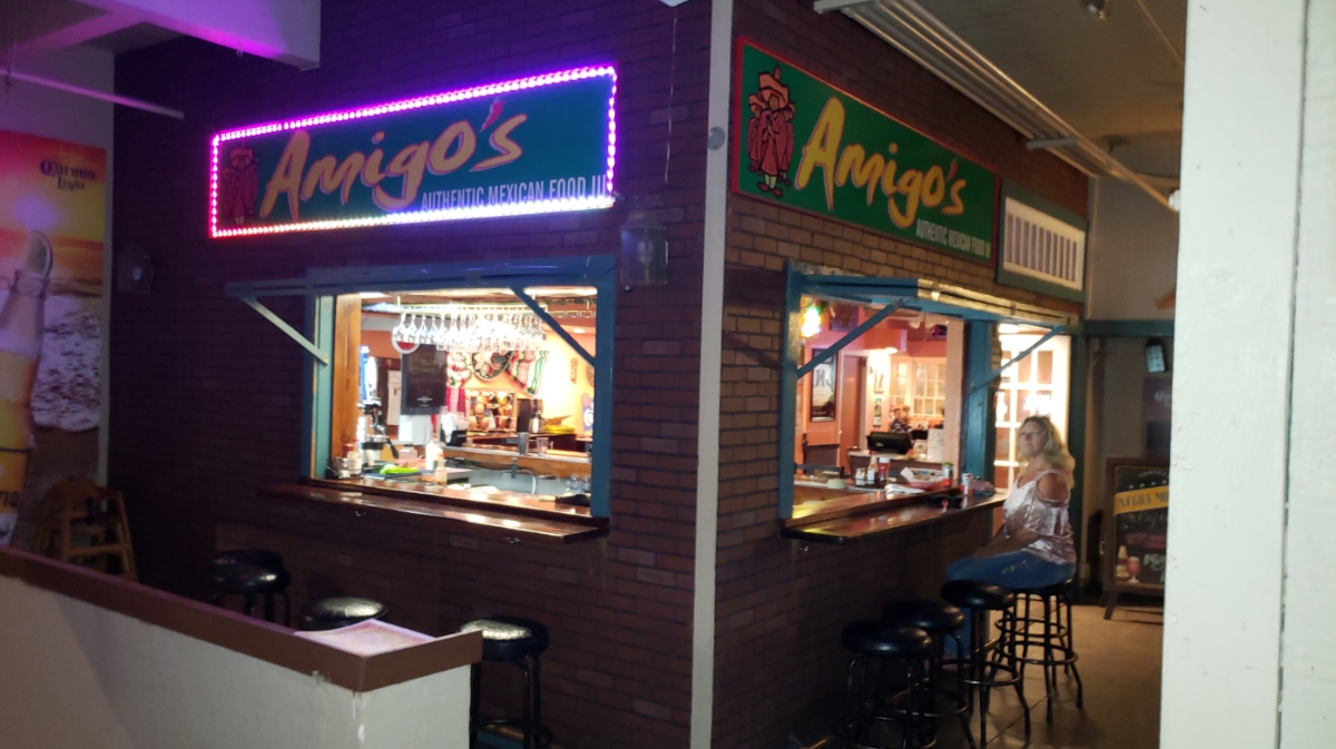 Amigo's Lahaina.
