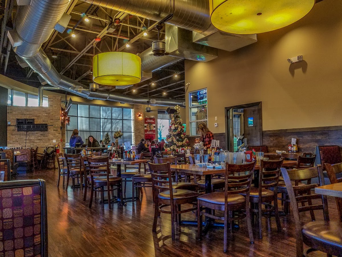 Anthony's Restaurant And Pub