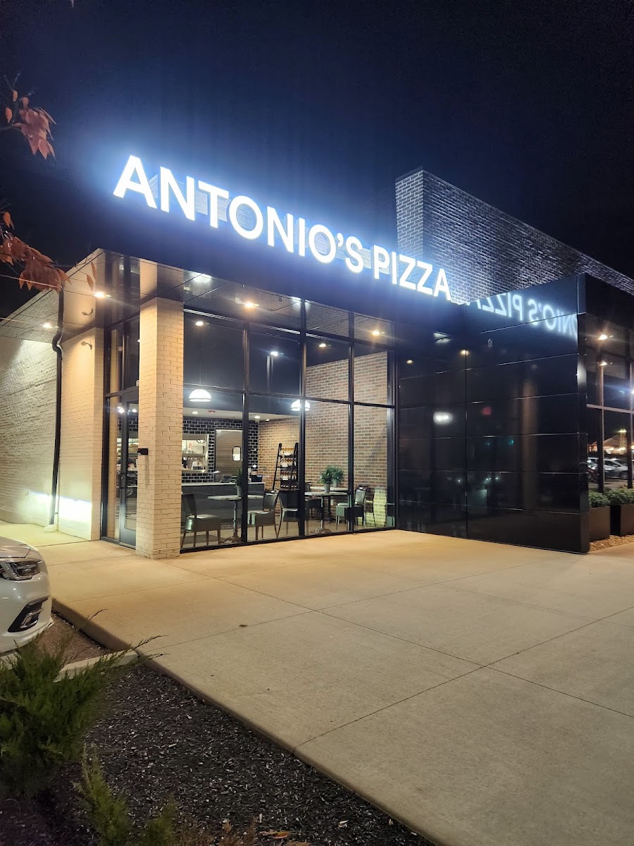 Antonio's Pizzeria Loschiavo