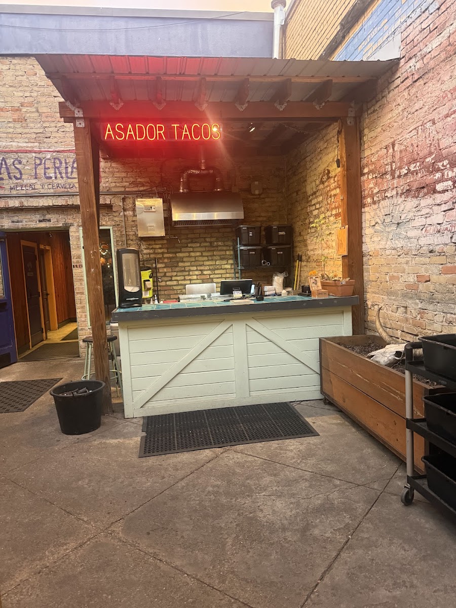 Asador At Las Perlas