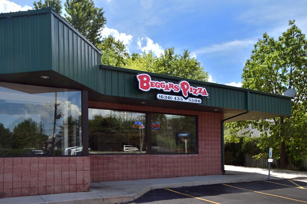 Beggars Pizza Downers Grove
