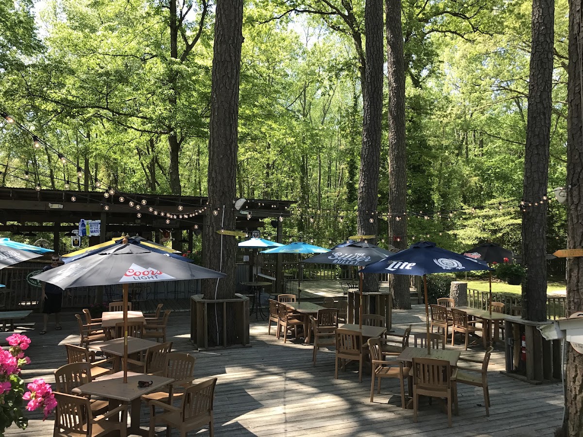 Boonies Burgers Beer & Bait