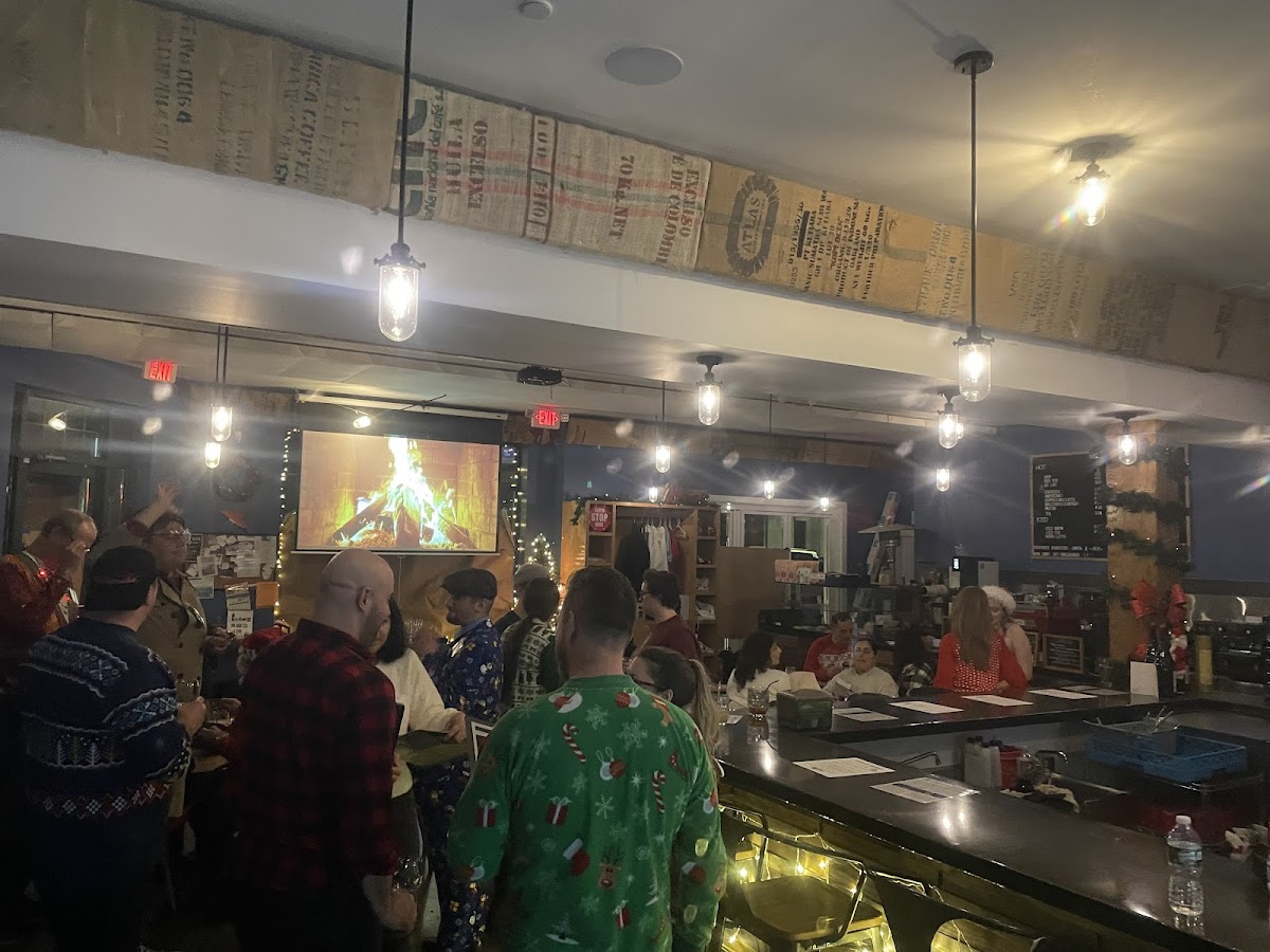 Climbing Wolf Coffee & Beer