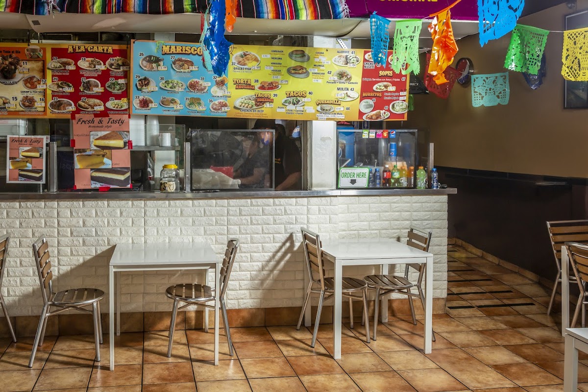 Cuernavaca's Grill