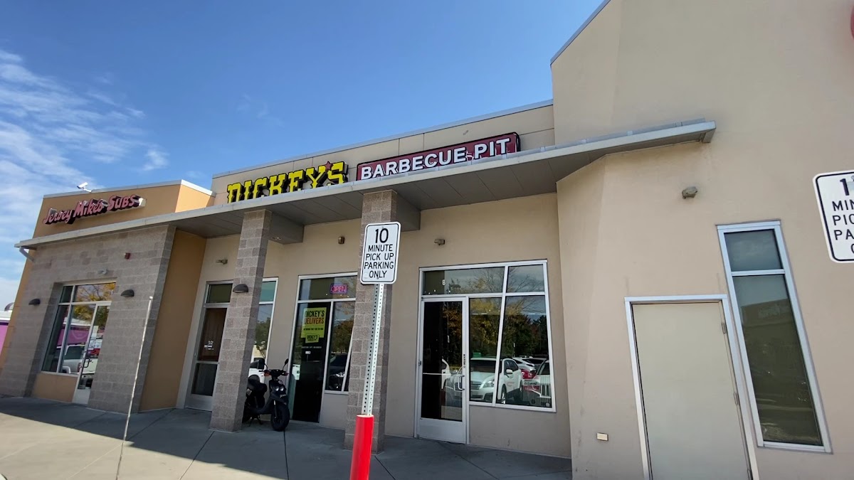 Dickey's Barbecue Pit Lakewood