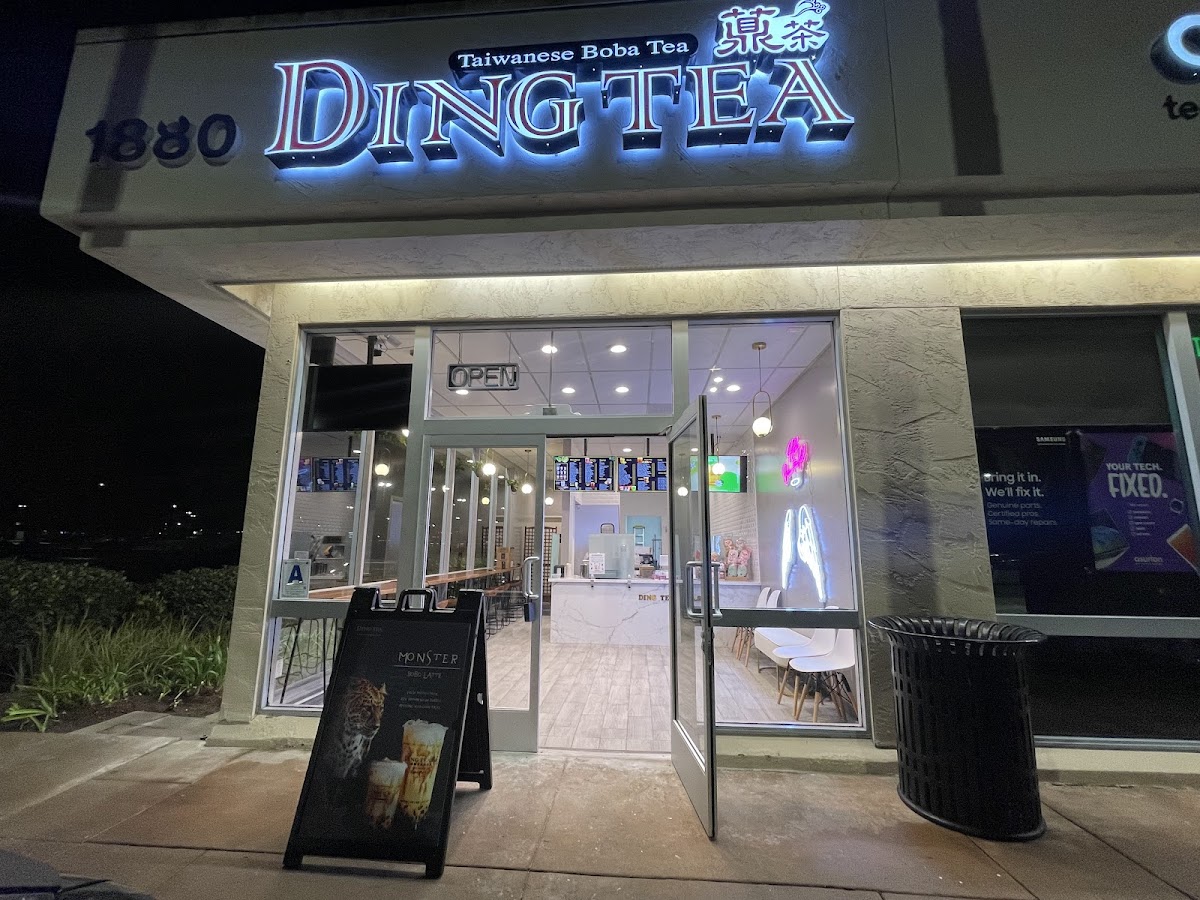 Ding Tea Carlsbad