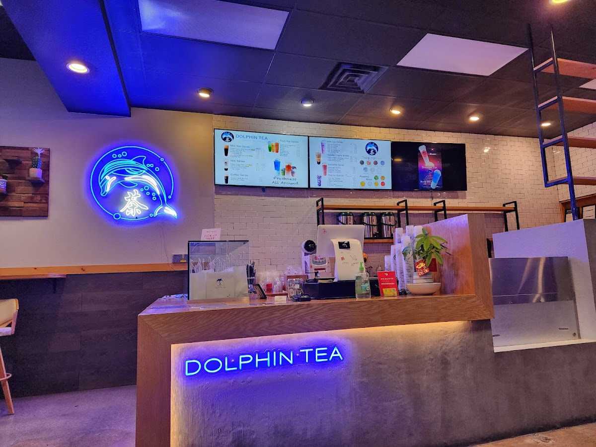 Dolphin Tea