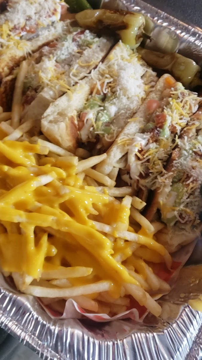 El Poderoso Hotdogs
