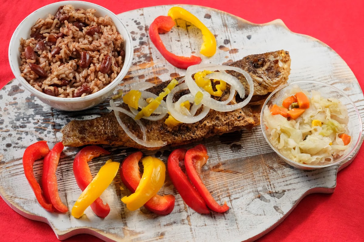 Island Buzz Jamaican Cuisine