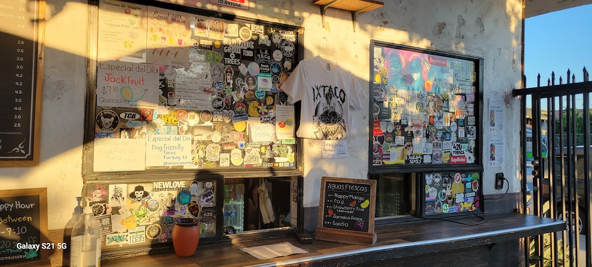 Ixmota Taqueria