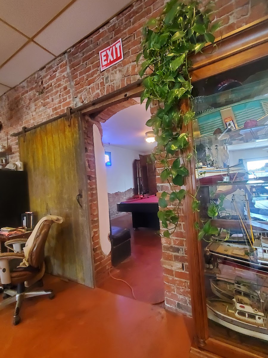Kenice's Cafe