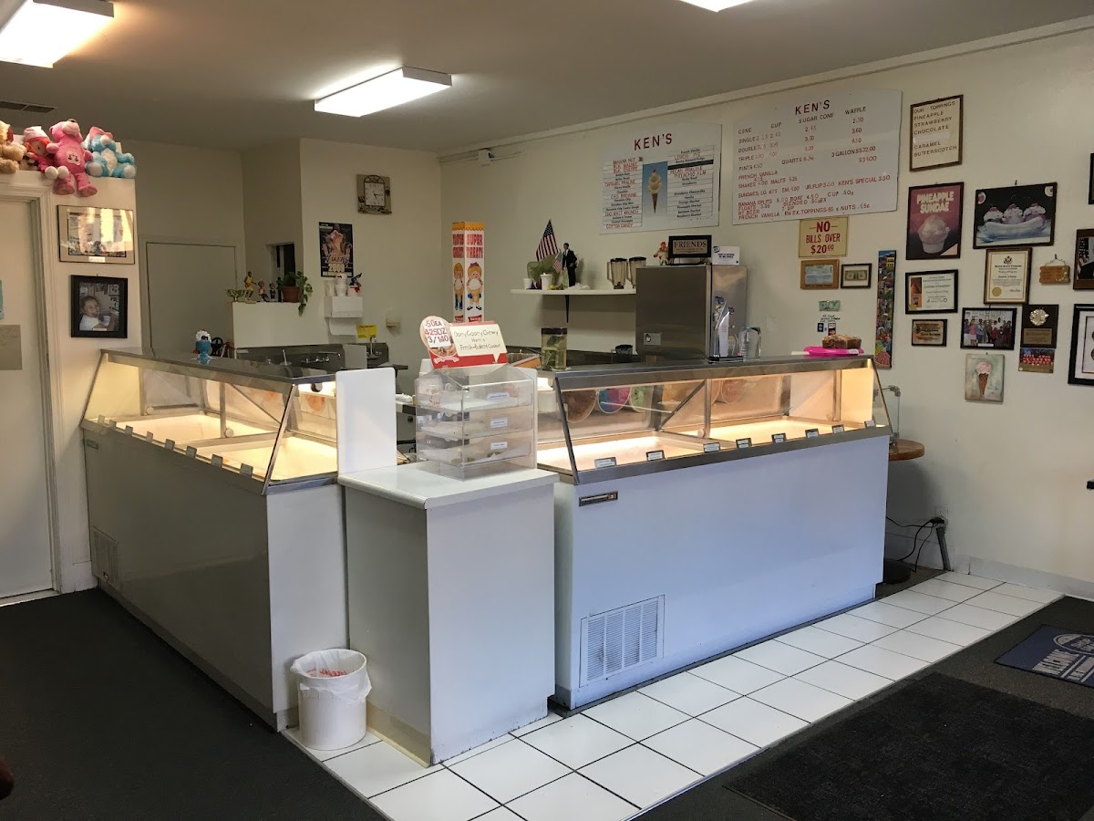 Ken's Ice Cream Parlor