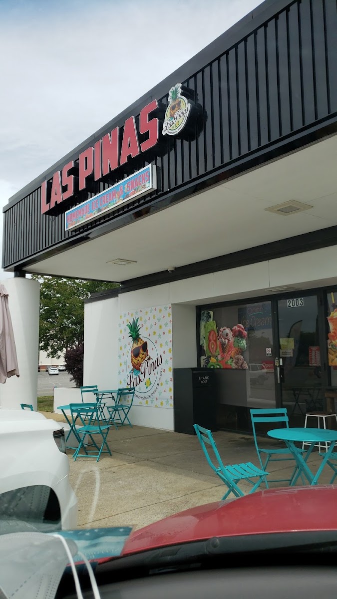 Las Piñas (Ice Cream & Snacks)