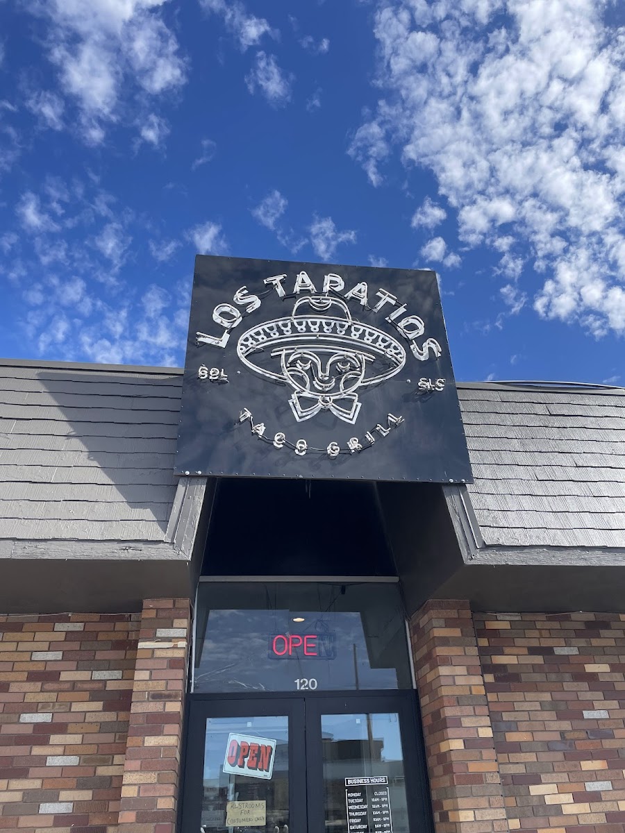 Los Tapatios Taco Grill