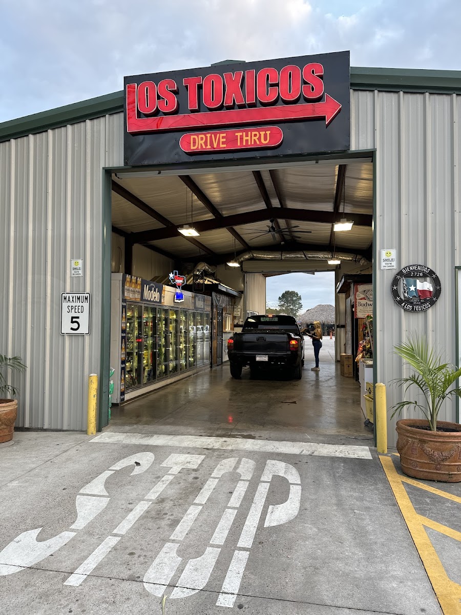 Los Toxicos Drive Thru
