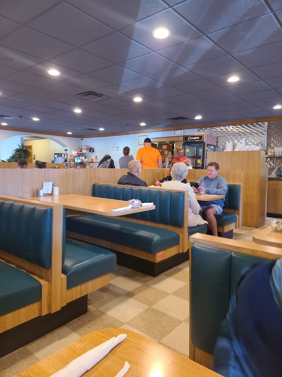 Louie's Family Restaurant