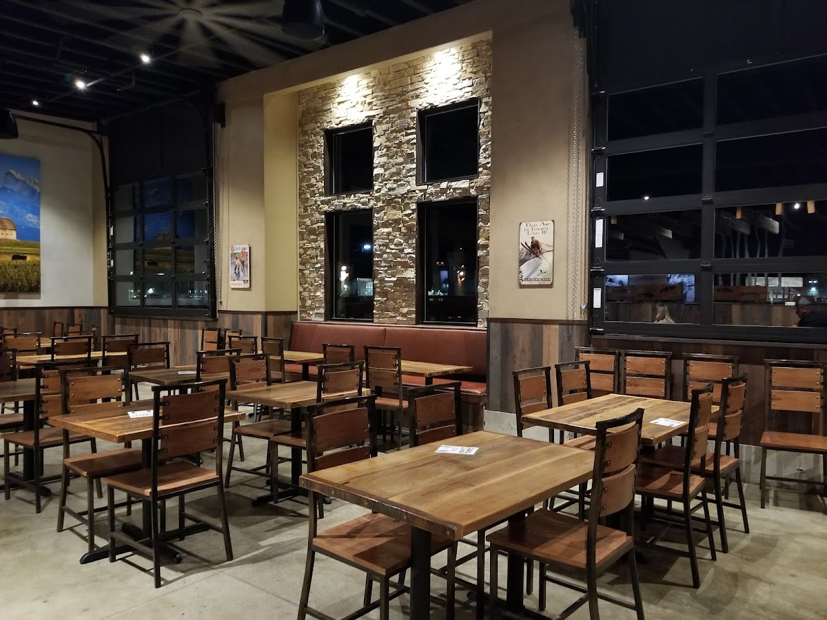 Mackenzie River Pizza Co.