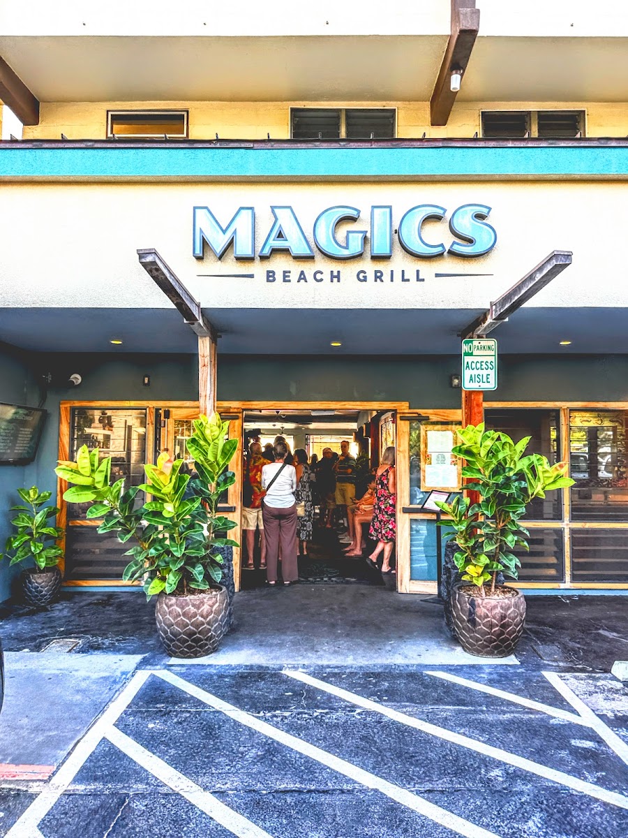 Magics Beach Grill