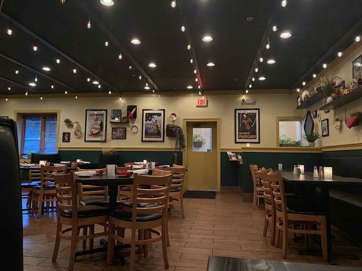 Mamma Mia Italian Bistro