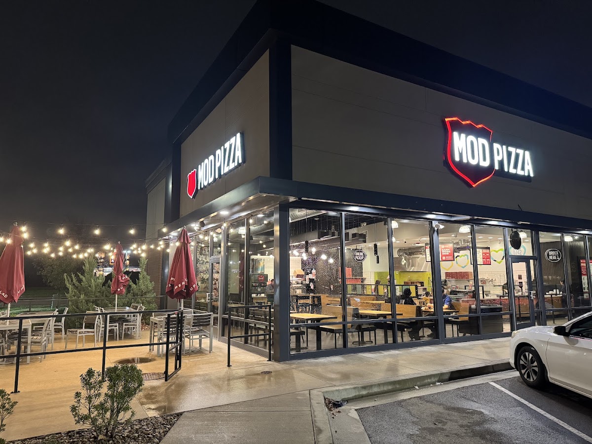 Mod Pizza Lenexa