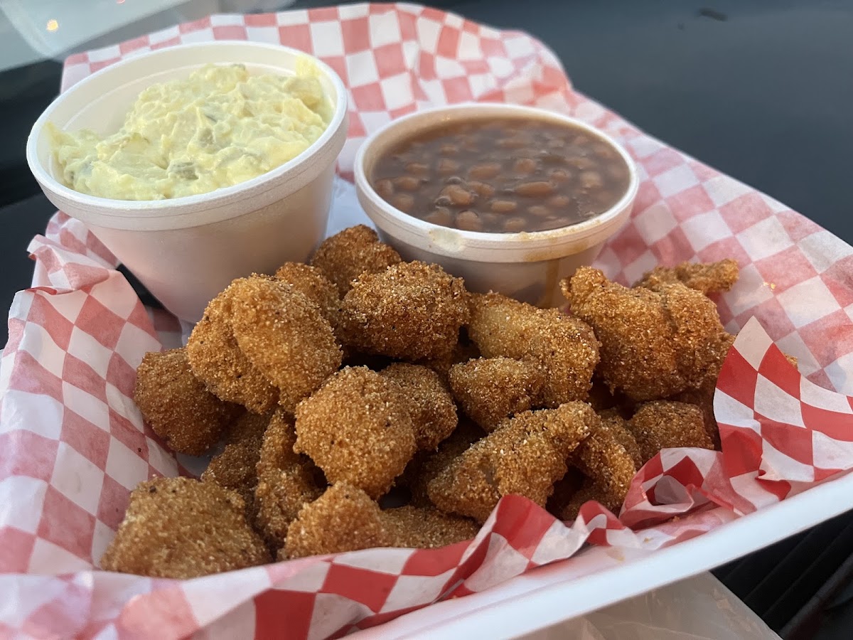 Mom & Pop's Catfish, Burgers, & More