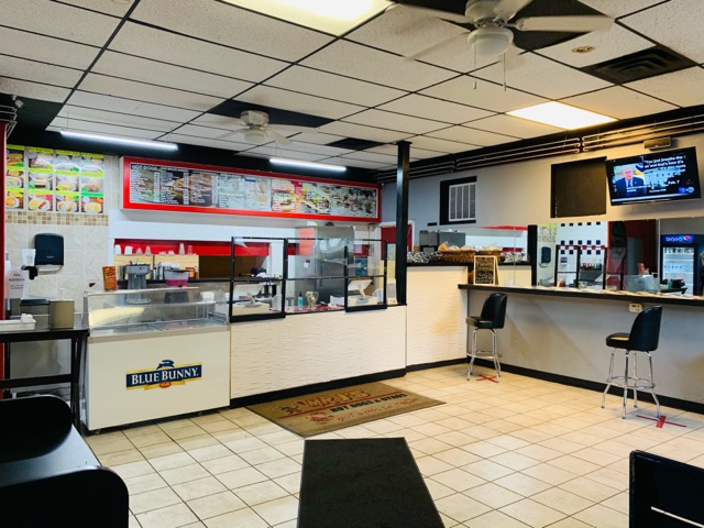 Mr. J's Hot Dogs & Gyros