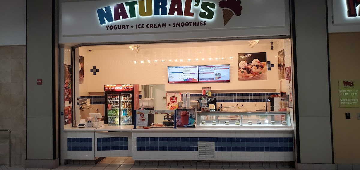 Natural's Ice Cream Yogurt & Smoothie (Located Inside Cnn Center)
