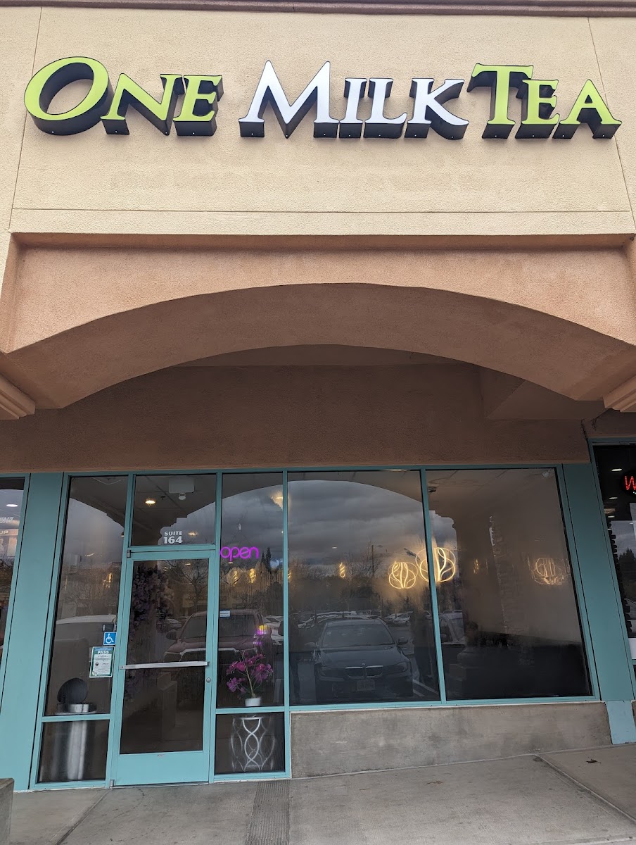 One Milk Tea Roseville (Woodcreek)