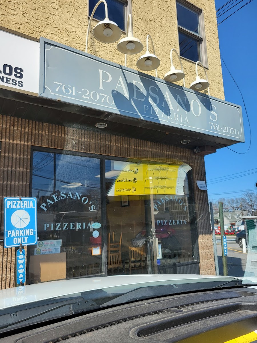 Paesano's Pizzeria