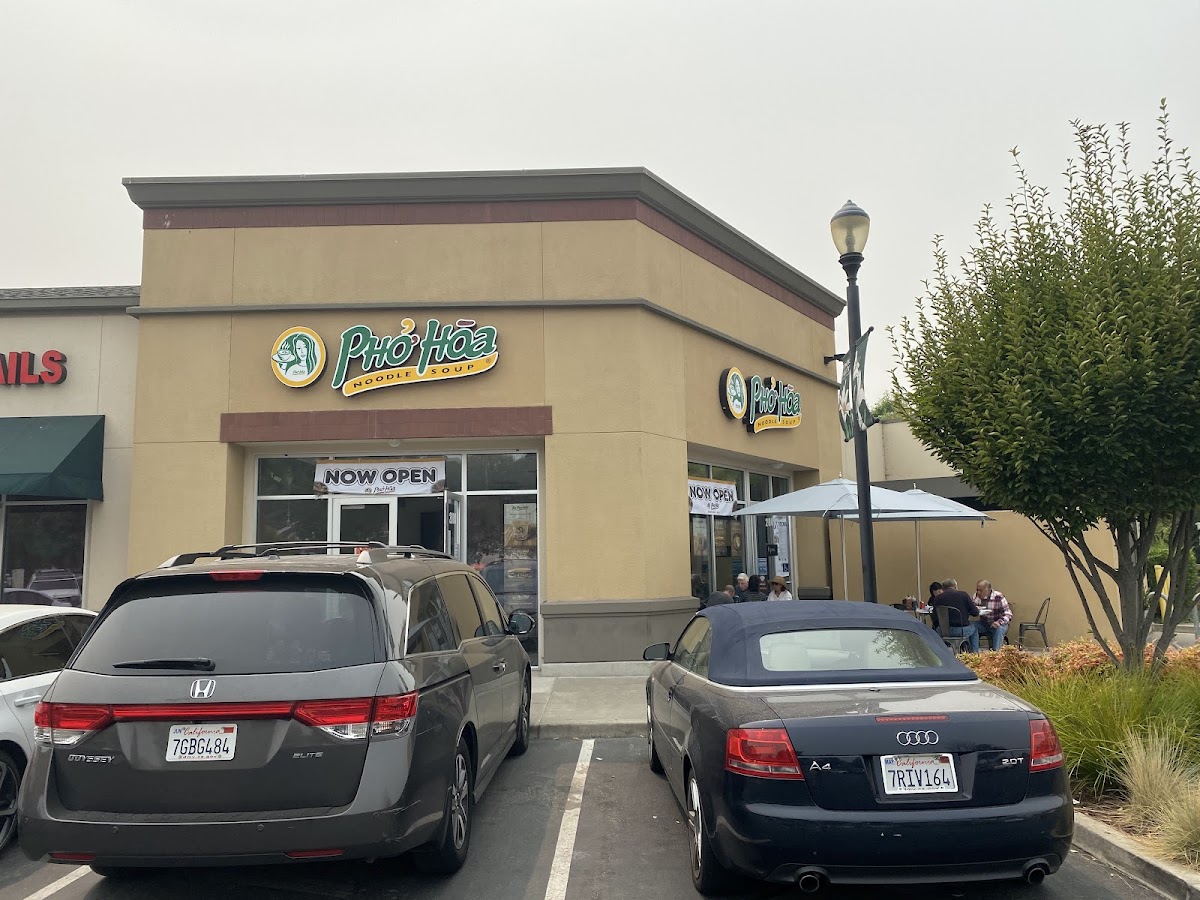 Pho Hoa Noodle Soup - Pinole