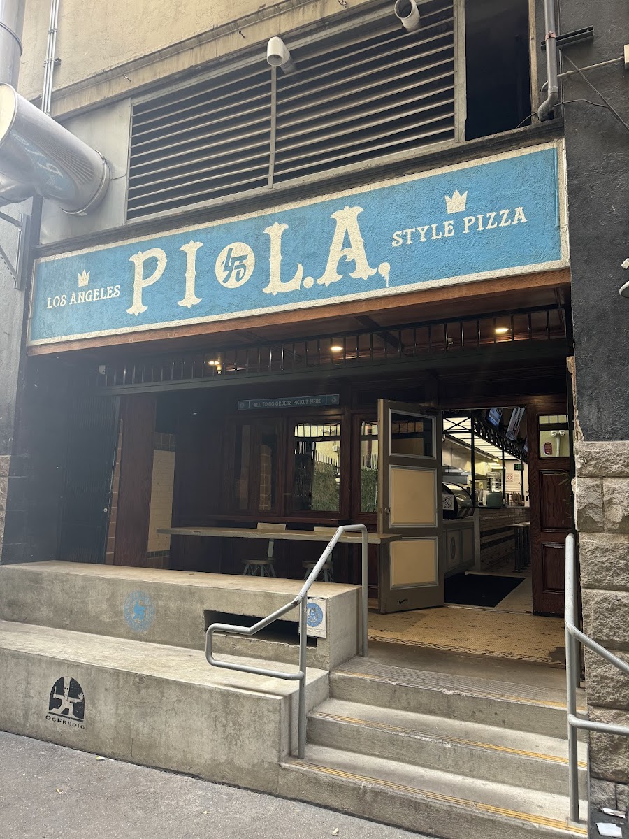 Pi^l.a. Kitchen