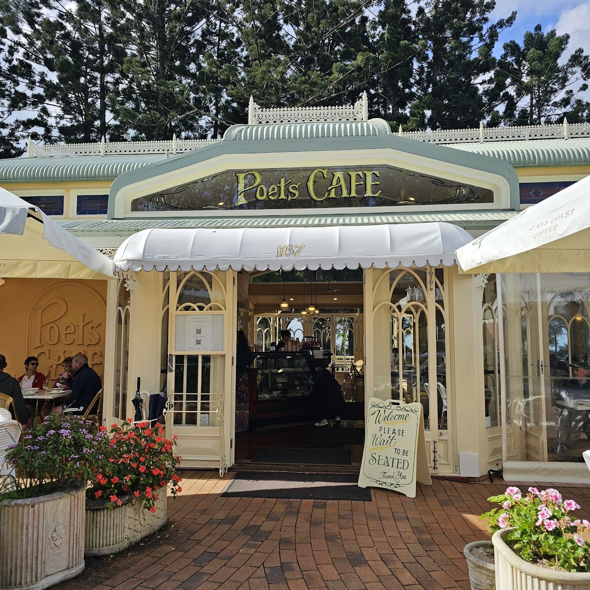 Poets Cafe