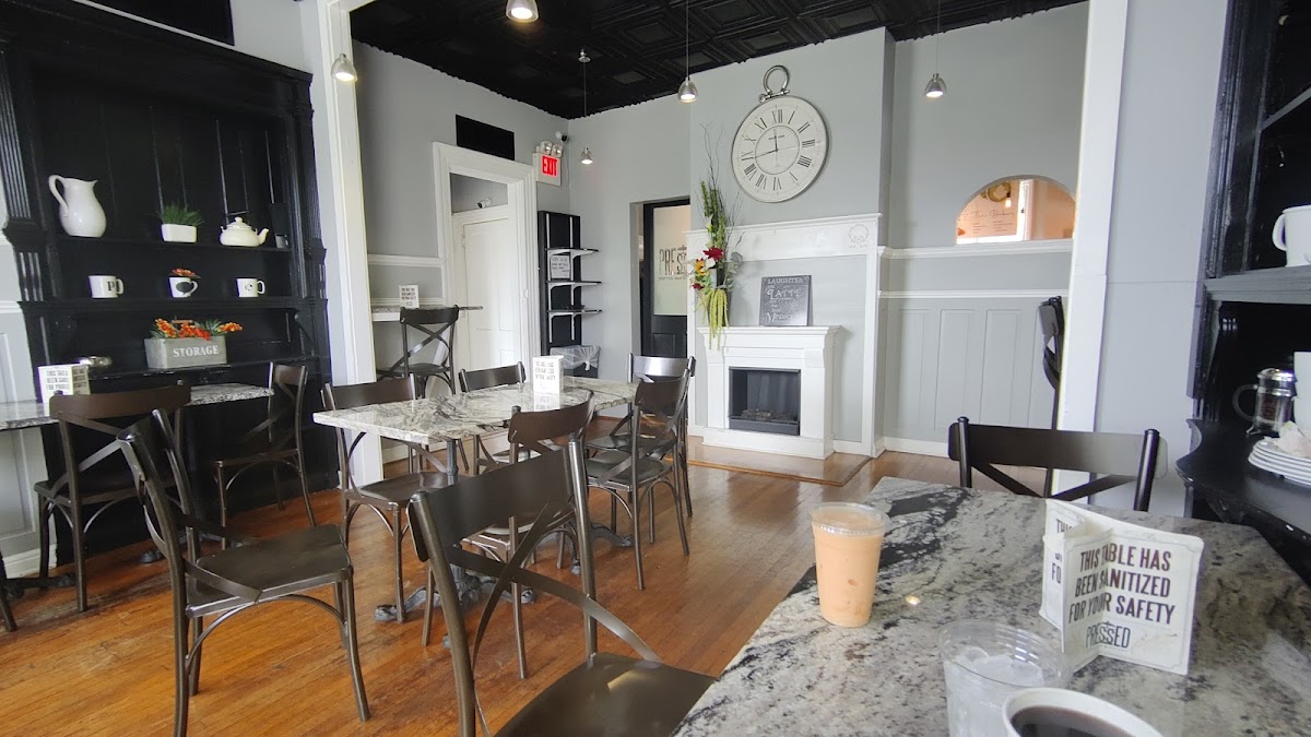 Pressed Coffee Bar & Eatery