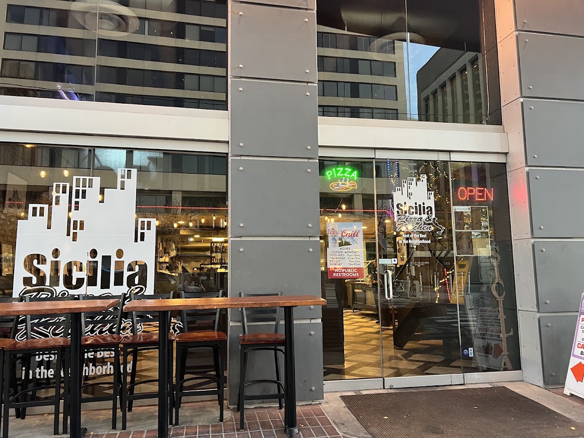 Sicilia Pizza & Kitchen
