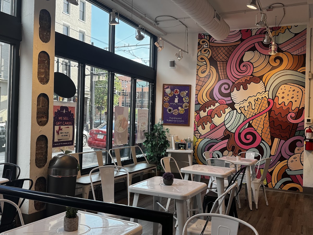 Simply Rolled Ice Cream - Over-The-Rhine
