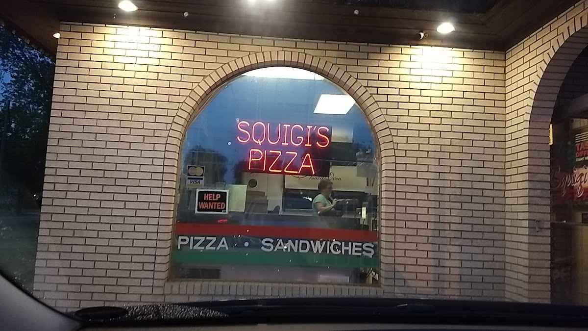 Squigi's Pizza Of Highland