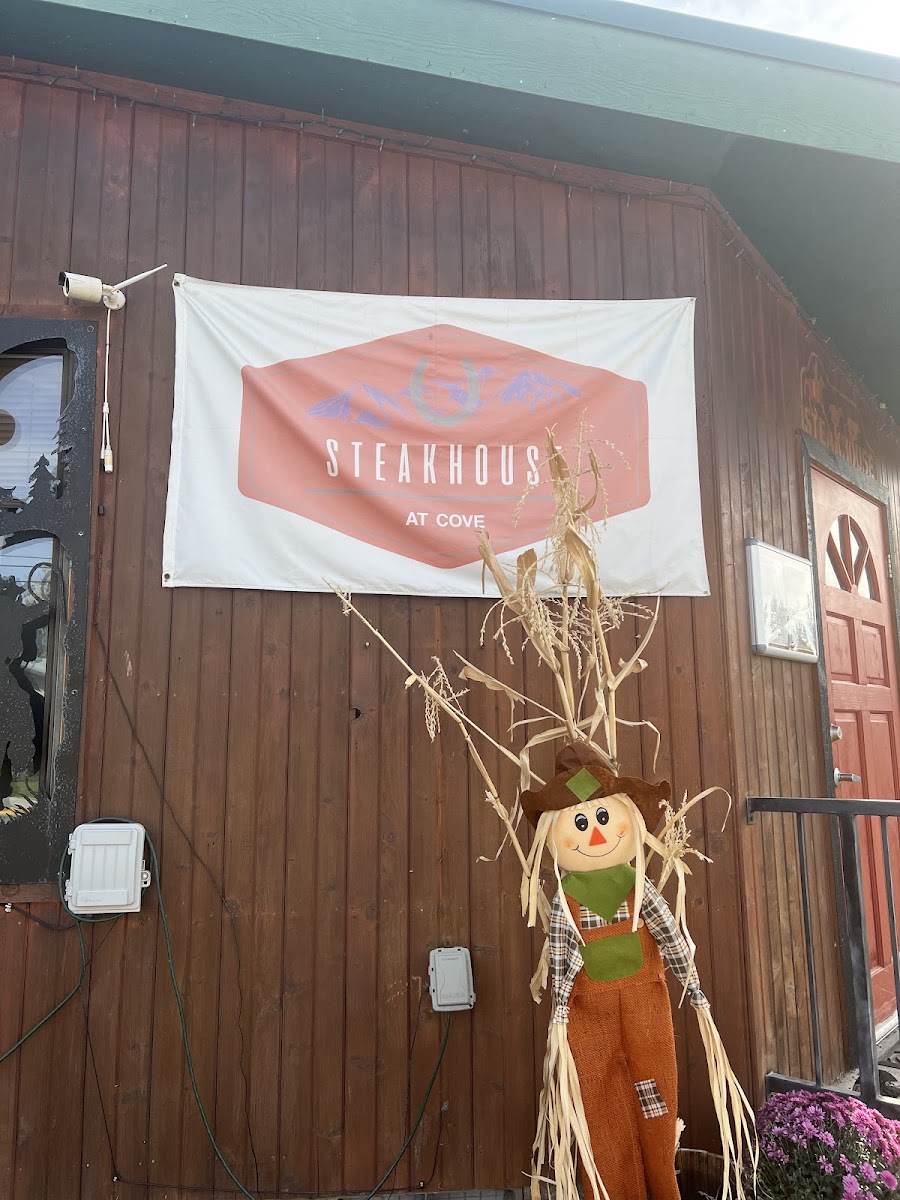Steakhouse At Cove | Bar & Grill