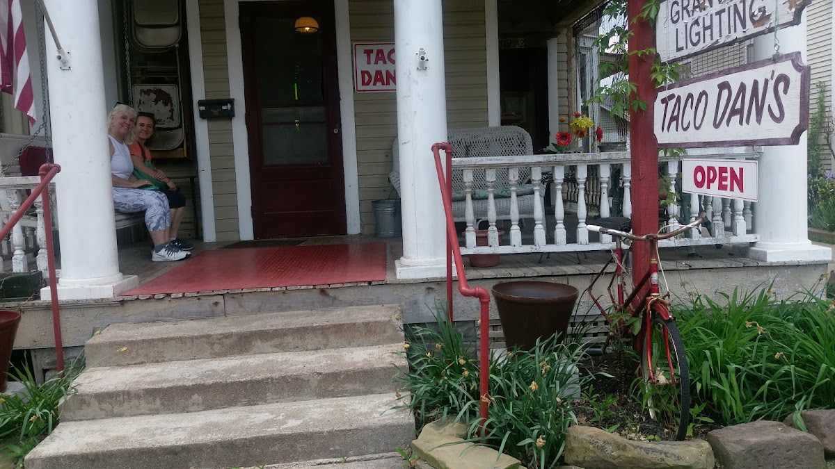 Taco Dan's