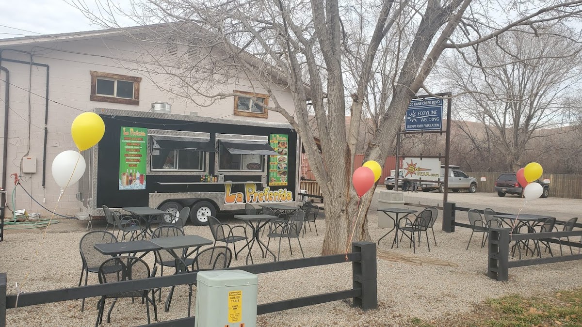 Tacos Y Birria Mi Preferida