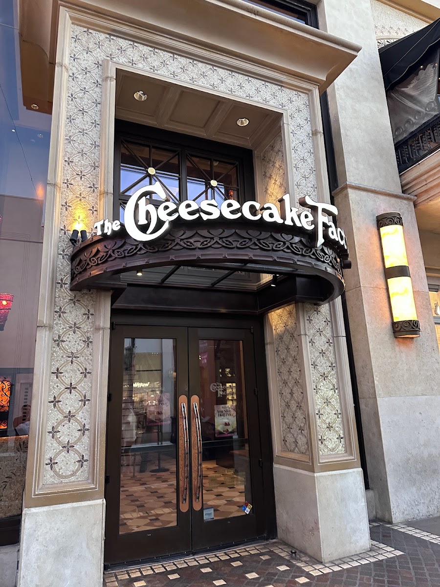 The Cheesecake Factory Los Angeles
