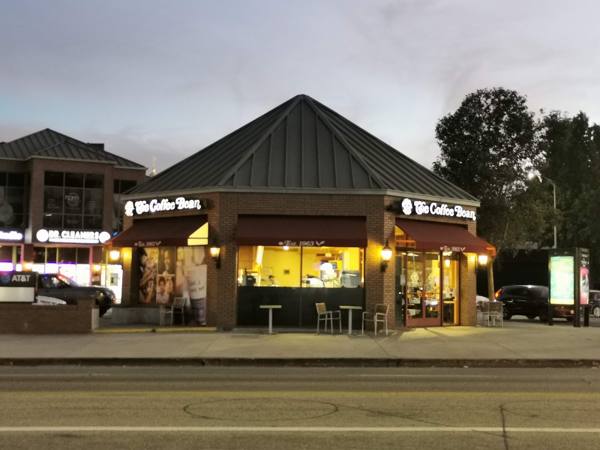 The Coffee Bean & Tea Leaf