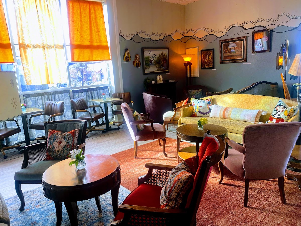 The Ragged Edge Art Bar And Gallery