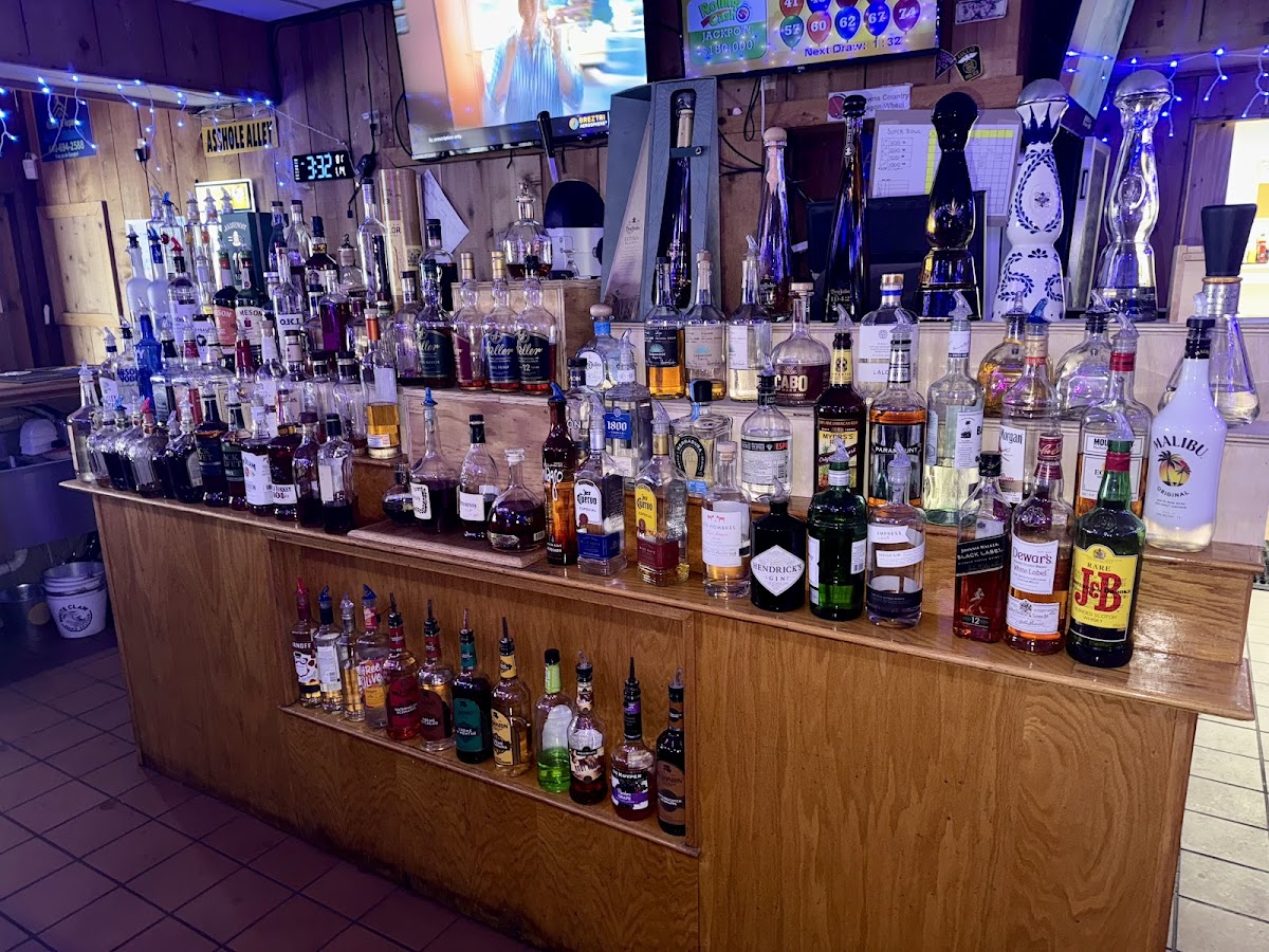 The Wagon Wheel Bar & Grill