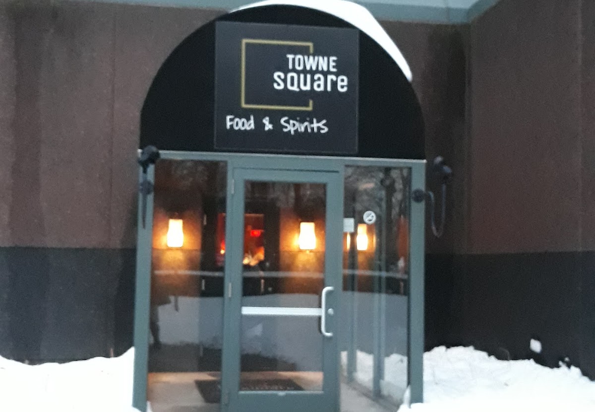 Towne Square Food & Spirits