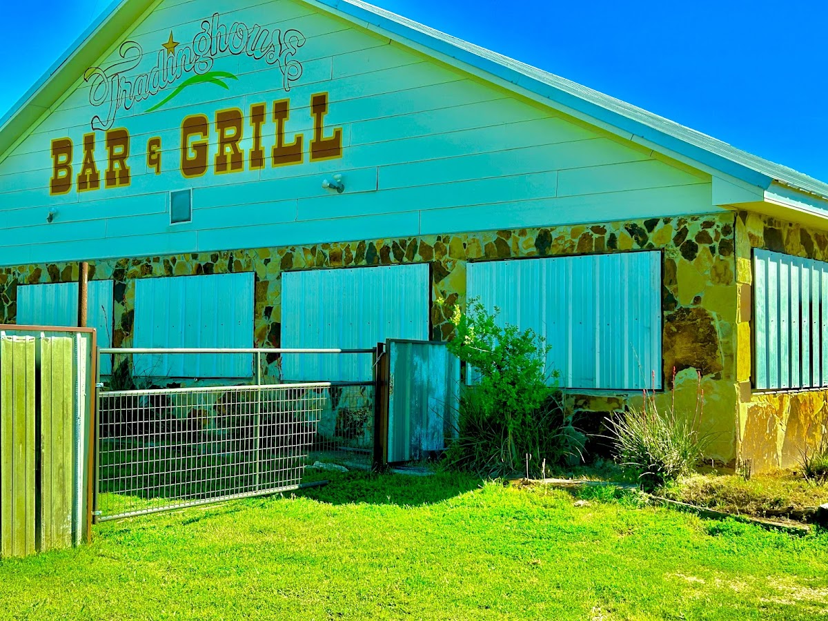 Tradinghouse Sports Bar & Grill
