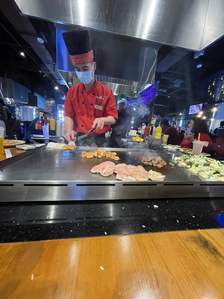 Volcano Steak And Sushi