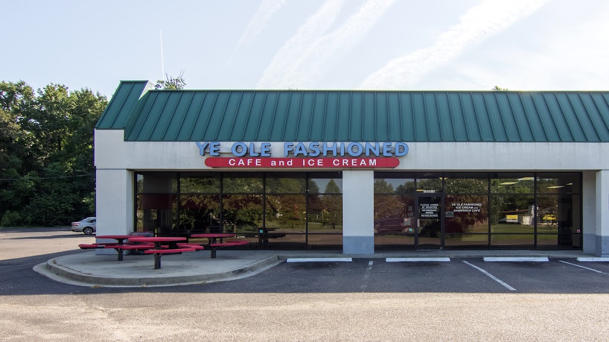 Ye Ole Fashioned Ice Cream & Sandwich Cafe