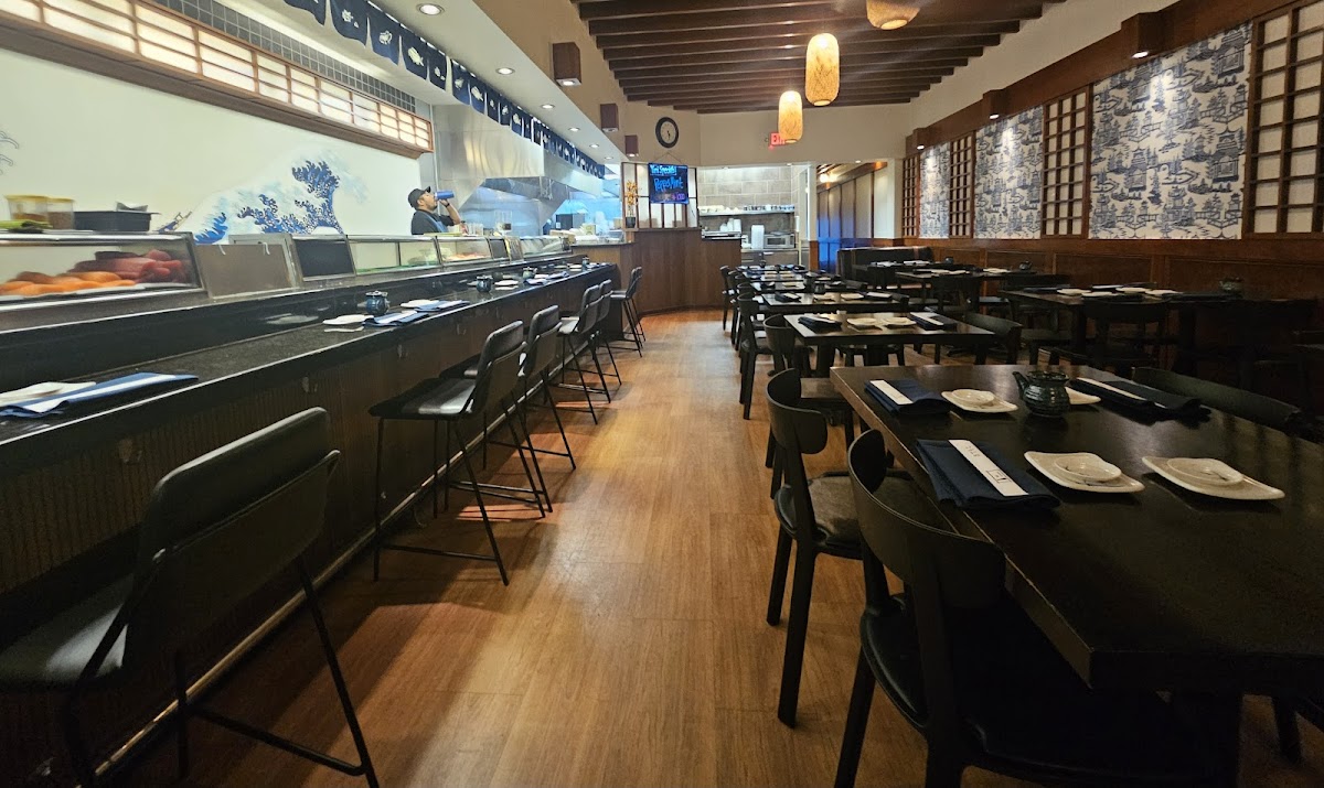Yumi Japanese Restaurant & Bar - Excelsior